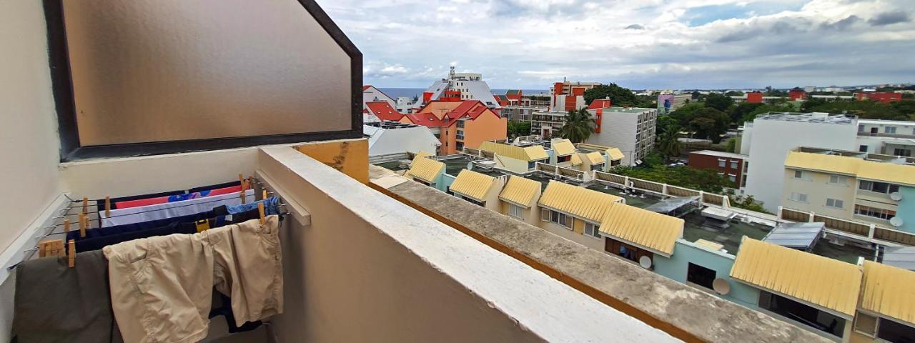Rooftop - L'Appartement En Haut Saint-Denis Buitenkant foto
